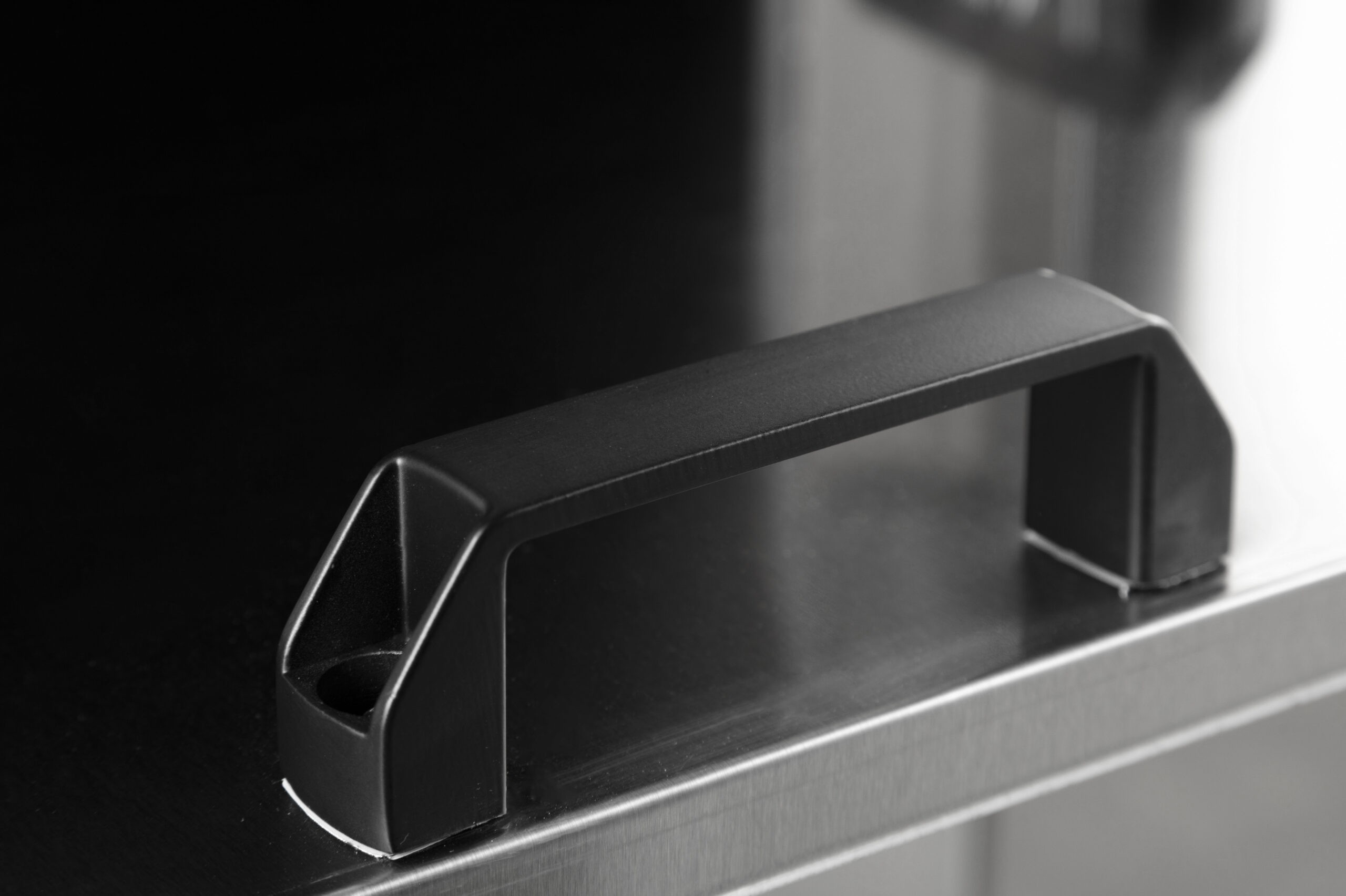 Roundfin RD-3 3 Rooms Mortuary Refrigerator - Image 6